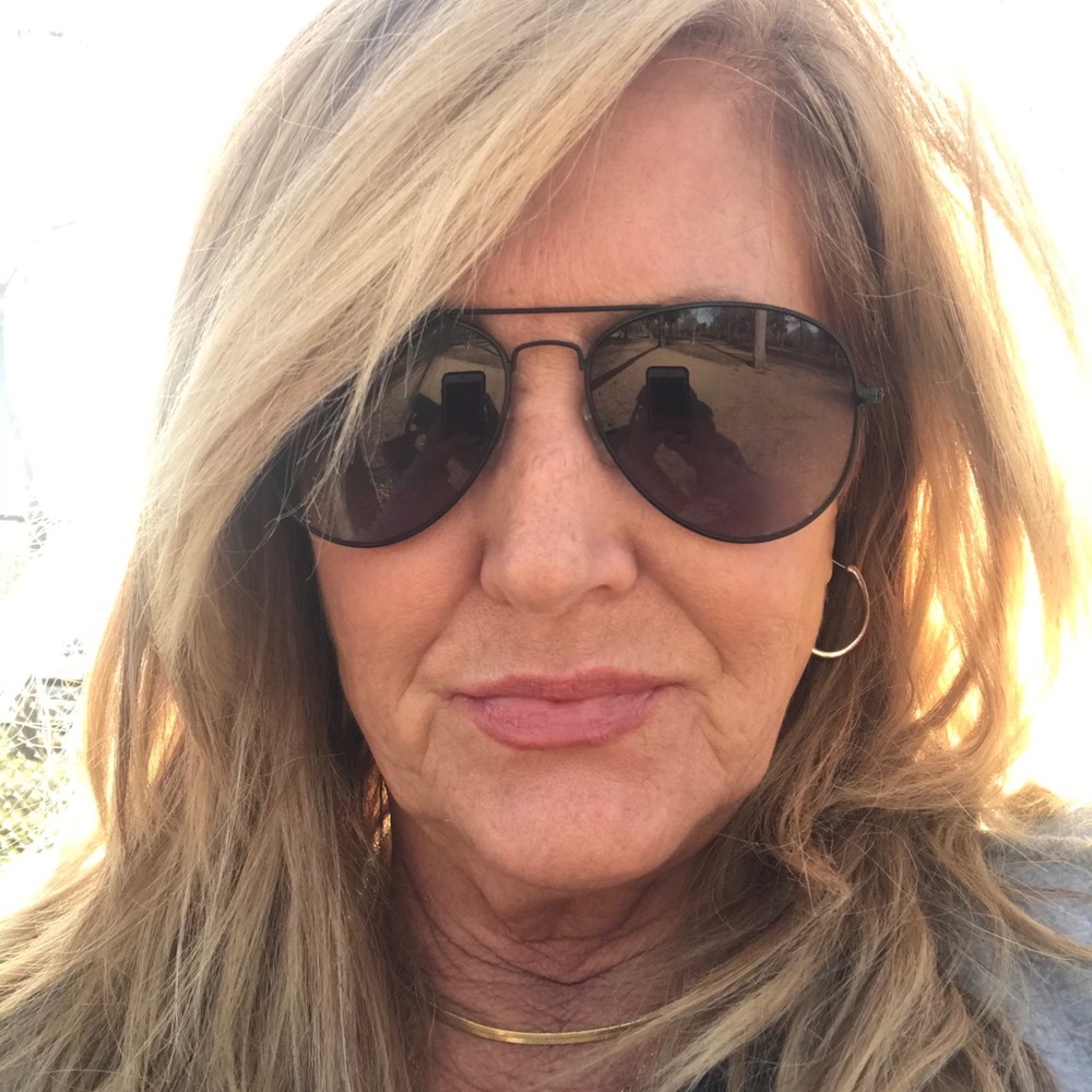 Meet your Posher, Lesa